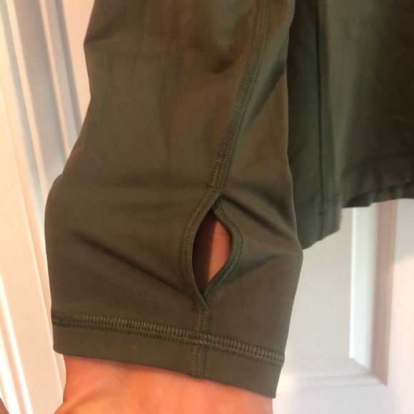 Lululemon long sleeve - Picture 3 of 4